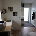 Bed & Breakfast Engholmbb 3*