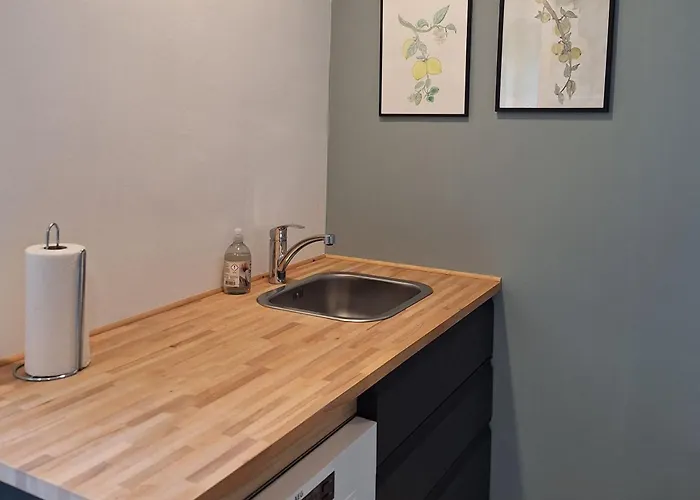 Bed & Breakfast Engholmbb